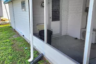 2018 Indiana Ave, Bradenton, FL 34207 - Photo 5