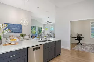 7823 Heritage Classic Ct, Lakewood Ranch, FL 34202 - Photo 27