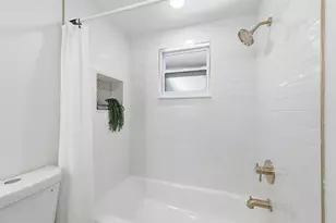 4760 Seville Dr, Sarasota, FL 34235 - Photo 21