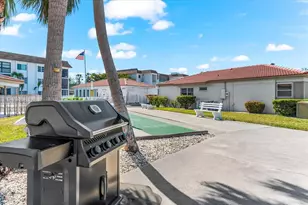116 Vista Hermosa Cir, Sarasota, FL 34242 - Photo 61