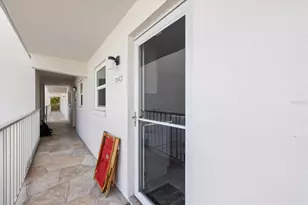 116 Vista Hermosa Cir, Sarasota, FL 34242 - Photo 31