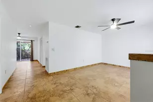 2777 Dueby St, Sarasota, FL 34231 - Photo 7