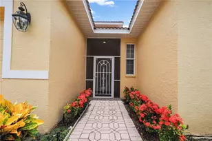 4541 Murcia Blvd, Sarasota, FL 34238 - Photo 3