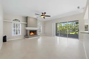 4734 E Trails Dr, Sarasota, FL 34232 - Photo 9