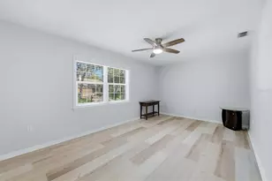 4734 E Trails Dr, Sarasota, FL 34232 - Photo 25