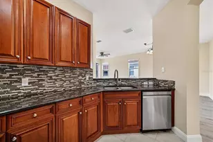 240 W End Dr, Punta Gorda, FL 33950 - Photo 11