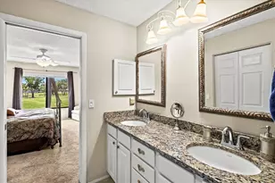 5713 Avista Dr, Sarasota, FL 34243 - Photo 31