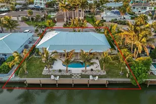 618 Gladstone Ln, Holmes Beach, FL 34217 - Photo 83