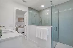 618 Gladstone Ln, Holmes Beach, FL 34217 - Photo 49