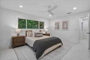 618 Gladstone Ln, Holmes Beach, FL 34217 - Photo 33