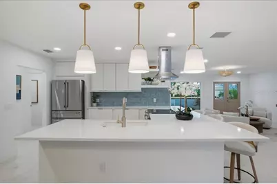 618 Gladstone Lane, Holmes Beach, FL 34217 - Photo 29