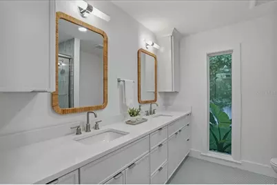 618 Gladstone Lane, Holmes Beach, FL 34217 - Photo 35