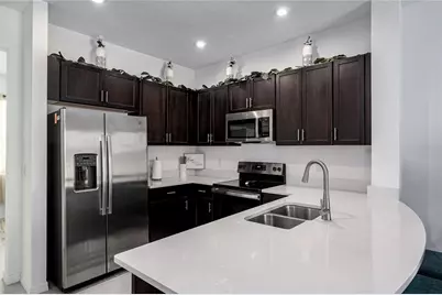 6126 Fairmont Lane, Palmetto, FL 34221 - Photo 9