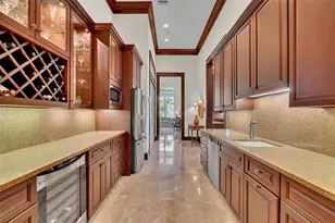 8132 Sanderling Rd, Sarasota, FL 34242 - Photo 45