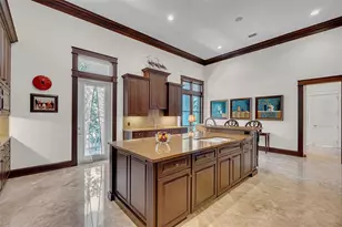 8132 Sanderling Rd, Sarasota, FL 34242 - Photo 41