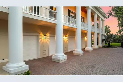 8132 Sanderling Road, Sarasota, FL 34242 - Photo 21
