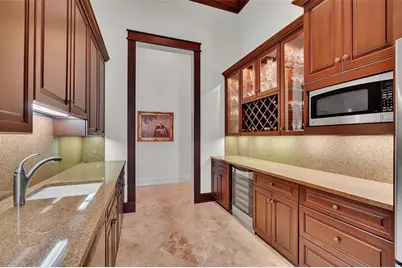 8132 Sanderling Road, Sarasota, FL 34242 - Photo 45