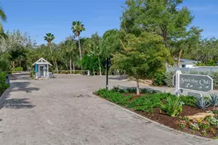 8132 Sanderling Rd, Sarasota, FL 34242 - Photo 73