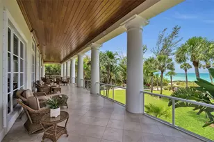 8132 Sanderling Rd, Sarasota, FL 34242 - Photo 11