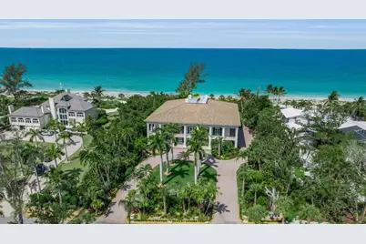 8132 Sanderling Road, Sarasota, FL 34242 - Photo 17