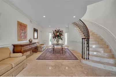 8132 Sanderling Road, Sarasota, FL 34242 - Photo 23