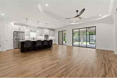 10912 Seasons Way, Palmetto, FL 34221 - Photo 9