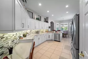 5175 Cantabria Crest, Sarasota, FL 34238 - Photo 7