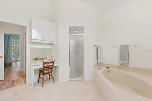 4442 Hollybrook Way, Sarasota, FL 34233 - Photo 21