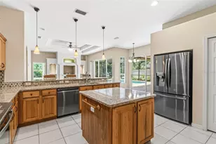 6263 Aventura Dr, Sarasota, FL 34241 - Photo 23