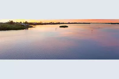612 Laurel Road W, Nokomis, FL 34275 - Photo 9