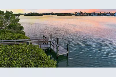 612 Laurel Road W, Nokomis, FL 34275 - Photo 13