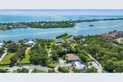 612 Laurel Road W, Nokomis, FL 34275 - Photo 7