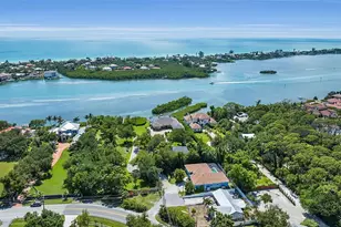 612 Laurel Rd W, Nokomis, FL 34275 - Photo 7
