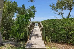 612 Laurel Rd W, Nokomis, FL 34275 - Photo 71