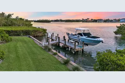 612 Laurel Road W, Nokomis, FL 34275 - Photo 15
