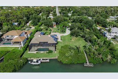 612 Laurel Road W, Nokomis, FL 34275 - Photo 5