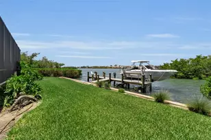 612 Laurel Rd W, Nokomis, FL 34275 - Photo 71