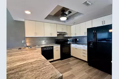 4510 El Conquistador Parkway #204, Bradenton, FL 34210 - Photo 9