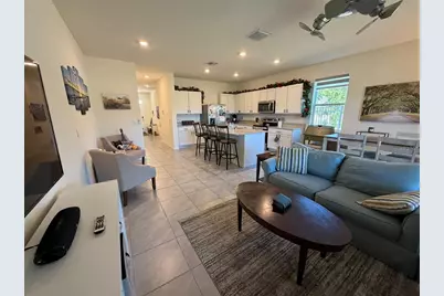8860 Milestone Drive, Sarasota, FL 34238 - Photo 9