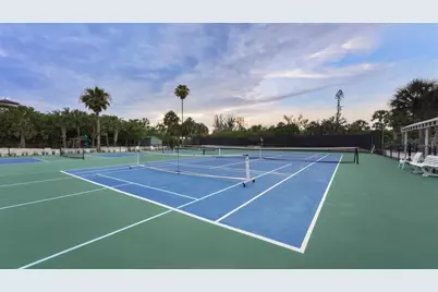 7723 Sanderling Road, Sarasota, FL 34242 - Photo 23
