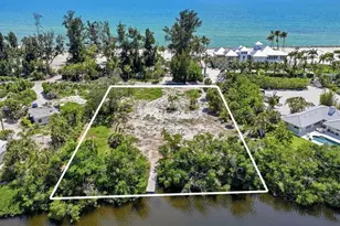 7723 Sanderling Rd, Sarasota, FL 34242 - Photo 1