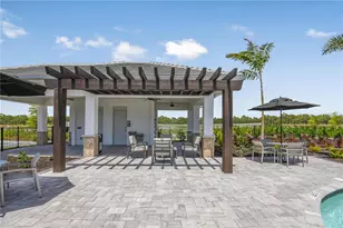 10656 Orbit Ter, Sarasota, FL 34241 - Photo 17