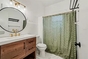 2527 Highland St S, Saint Petersburg, FL 33705 - Photo 11