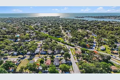 2527 Highland Street S, Saint Petersburg, FL 33705 - Photo 15