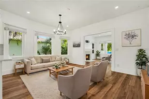 2527 Highland St S, Saint Petersburg, FL 33705 - Photo 3