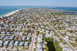 7005 Holmes Blvd, Holmes Beach, FL 34217 - Photo 55