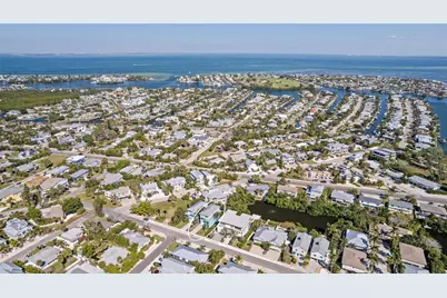 7005 Holmes Boulevard, Holmes Beach, FL 34217 - Photo 53