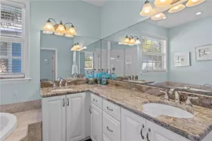 7005 Holmes Blvd, Holmes Beach, FL 34217 - Photo 25