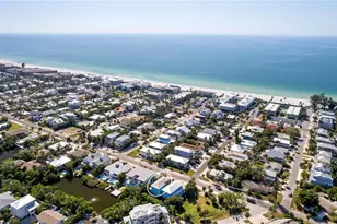7005 Holmes Blvd, Holmes Beach, FL 34217 - Photo 61