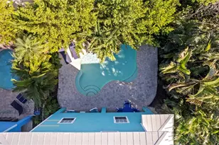 7005 Holmes Blvd, Holmes Beach, FL 34217 - Photo 49